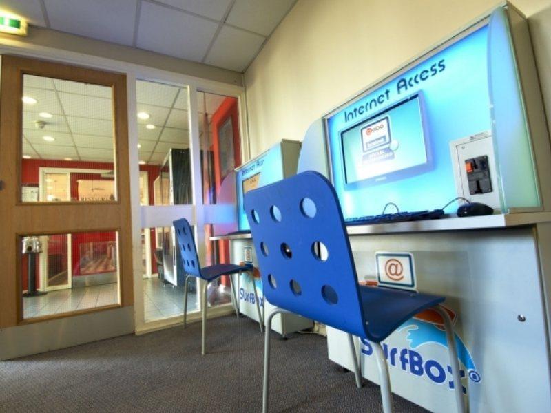 Travelodge Limerick Junction Zewnętrze zdjęcie