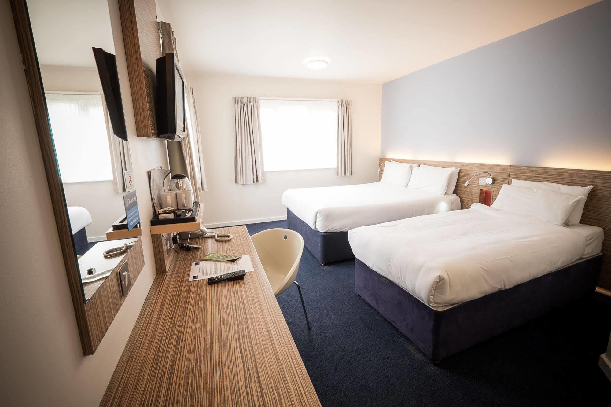 Travelodge Limerick Junction Zewnętrze zdjęcie